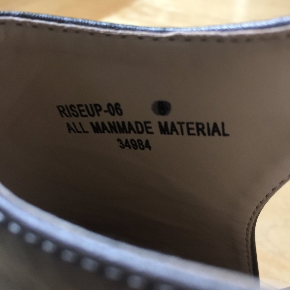 Pointed toe sling back - Picture 6 of 6